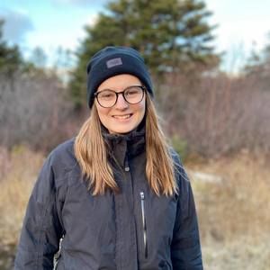 Meet your Posher, Annie